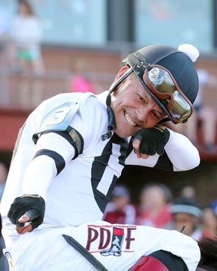 Last Samurai wins the Oaklawn Handicap Saturday, April 23, 2022 at Oaklawn Park