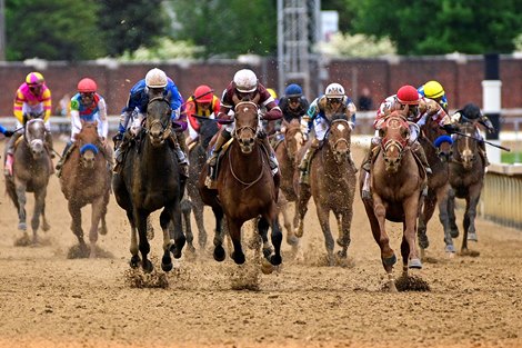 Rich Strike with Sonny Leon wins the Kentucky Derby (G1) at Churchill Downs in Louisville, KY on May 7, 2022.