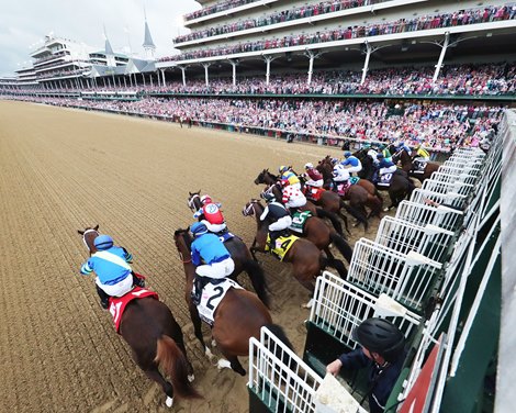 Secret Oath wins the Kentucky Oaks Friday, May 6, 2022 at Churchill Downs