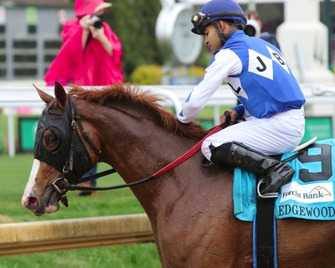 New Year’s Eve with Luis Saez wins The Edgewood G2T at Churchill Downs, Louisville, Kentucky on May 6, 2022