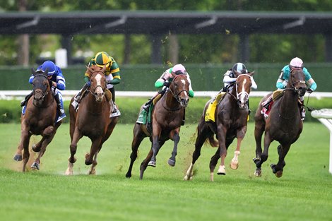 Highland Chief wins the 2022 Man o&#39; War Stakes at Belmont Park