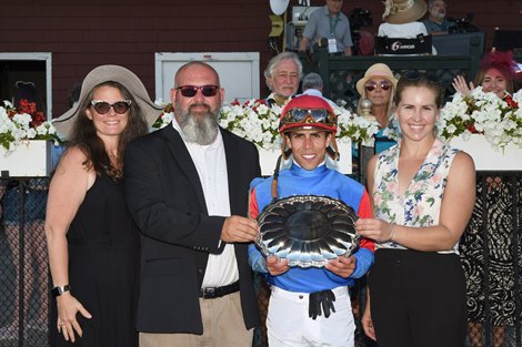 Just Cindy wins the 2022 Schuylerville Stakes at Saratoga