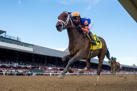 Nest wins the 2022 Alabama Stakes at Saratoga