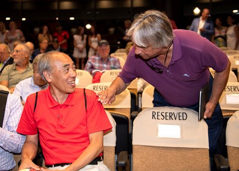 (L-R): Hideyuki Mori and Ron Blake at the August yearling session of The Saratoga Sale on Aug. 8, 2022, in Saratoga Springs, N.Y.