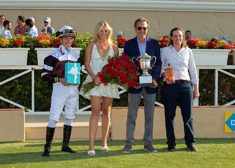 Gainesway Stable’s Spendarella and jockey Tyler Gaffalione make easy work of the G1 $300,000 Del Mar Oaks, Saturday, August 20, 2022 at Del Mar Thoroughbred Club, Del Mar, CA.