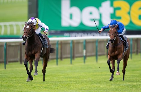 Lezoo (William Buick,left) wins the Cheveley Park Stakes<br><br />
Newmarket 24.9.22 Pic: Edward Whitaker