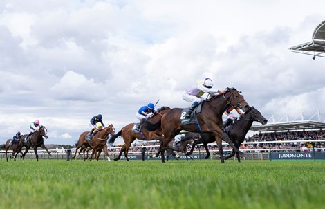 Lezoo (William Buick) wins the Cheveley Park Stakes<br><br />
Newmarket 24.9.22 Pic: Edward Whitaker