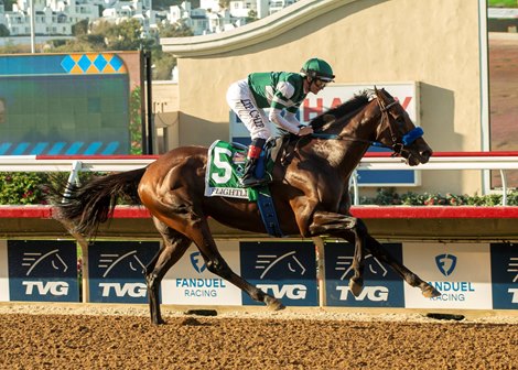 Flightline wins 2022 Pacific Classic Stakes at Del Mar