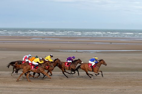 Out of the Gate: Racing at the Beach - TrueNicks.com