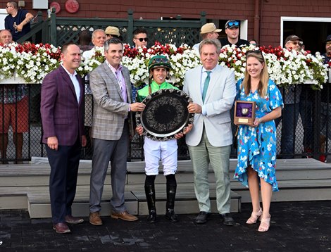 Virginia Joy wins 2022 Flower Bowl Stakes at Saratoga