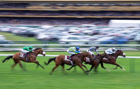 The Platinum Queen (Hollie Doyle) holds on to win the Prix de L&#39;Abbaye<br><br />
Longchamp 2.10.22 Pic: Edward Whitaker