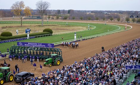 The runners break from the stalls in the Dirt Mile <br>
Keeneland 5.11.22 Pic: Edward Whitaker