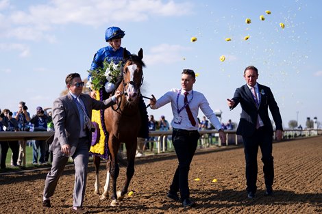 Charlie Appleby (R) with Mischief Magic (William Buick) after winning the Juvenile Turf Sprint Keeneland 4.11.22 Pic: Edward Whitaker