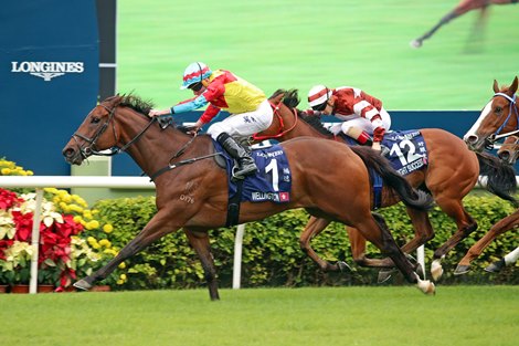 The Richard Gibson-trained Wellington with Ryan Moore in the saddle wins the LONGINES Hong Kong Sprint (Group 1-1200m)