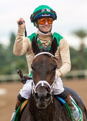 Hunter Valley Farm's A Mo Reay and jockey Flavien Prat, outside (#5), win the Grade I $500,000 Beholder Mile Saturday, March 11, 2023 at Santa Anita Park, Arcadia, CA.<br>
Benoit Photo