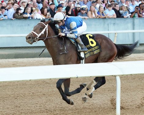 Angel of Empire wins the Arkansas Derby on Saturday, April 1, 2023 at Oaklawn Park