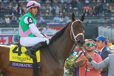 Idiomatic with Florent Geroux wins the Breeders' Cup Distaff (G1) at Santa Anita on November 4, 2023.