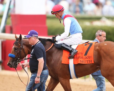 Muth wins the 2024 Arkansas Derby at Oaklawn Park