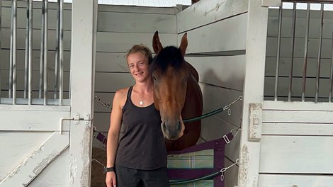 Maddy O&#39;Meara, assistant trainer to Andrew Balding, with Bellum Justum at Kentucky Downs the morning after his victory in the Nashville Derby (G3T)