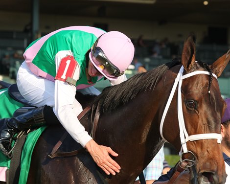 Idiomatic wins the 2024 Spinster Stakes at Keeneland