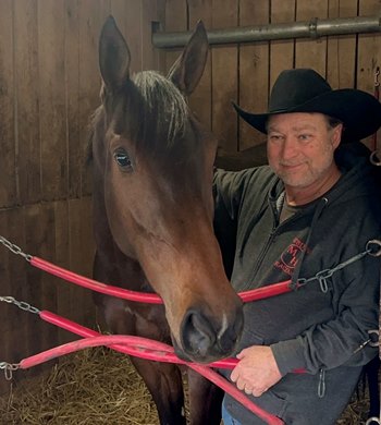 Owner/Trainer Mark Hibdon with Tennessee Moon at Churchill Downs ahead of the Claiming Crown.