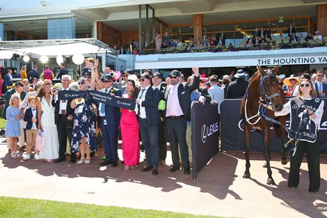 Knight's Choice wins the 2024 Melbourne Cup at Flemington Racecourse<br>
ridden by Robbie Dolan and trained by Sheila Laxon & John Symons