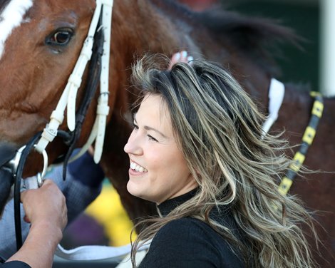 Like a Saltshaker wins the 2024 Claiming Crown Rapid Transit at Churchill Downs