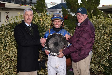 Poster wins the 2024 Remsen Stakes at Aqueduct Racetrack