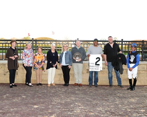 WILD BOUT HILARY wins the 2025 Bayakoa Stakes at Oaklawn Park