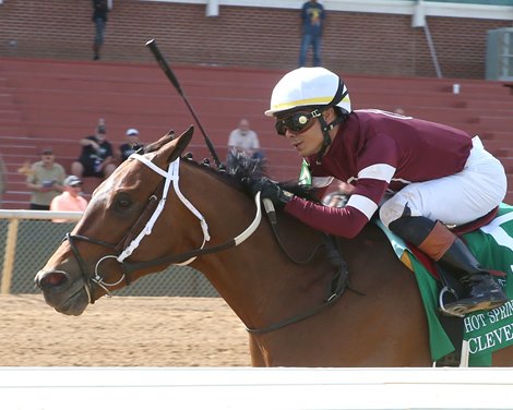 CLEVER AGAIN wins the 2025 Hot Springs Stakes at Oaklawn Park