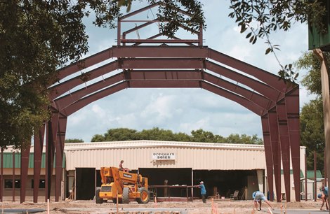 Construction underway at Ocala Breeders Sales Co.<br>
(covering the walking, viewing area)