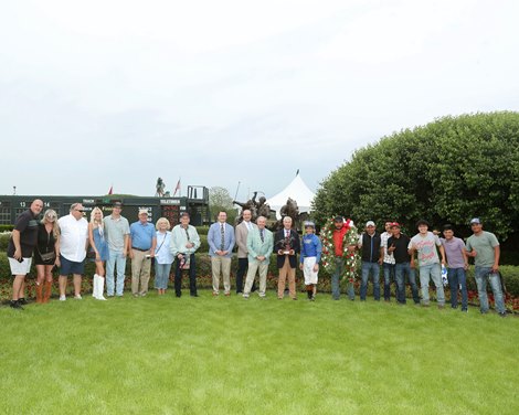 First Mission wins the 2025 Oaklawn Handicap at Oaklawn Park First Mission wins the 2025 Oaklawn Handicap at Oaklawn Park