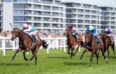 Jonquil (Oisin Murphy) beats Rashabar (Sean Levey)  in The Greenham<br>
Newbury 12.4.25 Pic: Edward Whitaker