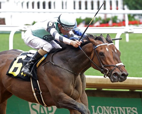 Take Charge Milady wins the 2025 Monomoy Girl Overnight Stakes at Churchill Downs