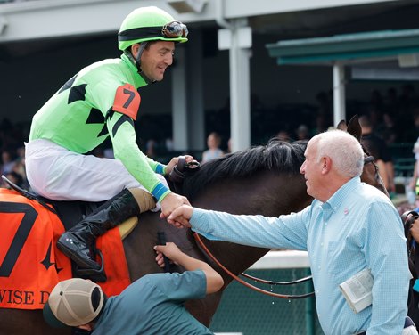 BRILLIANT BERTI wins 2025 Wise Dan Stakes at Churchill Downs