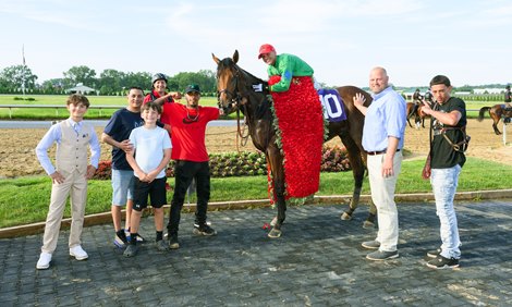 Mo Plex wins 2025 Ohio Derby at Thistledown