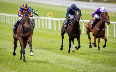 True Love and Ryan Moore wins the Railway Stakes Gr.2.<br>
The Curragh.<br>
Photo: Patrick McCann/Racing Post<br>
19.07.2025