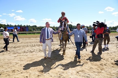 Antiquarian wins the 2025 Jockey Club Gold Cup Stakes at Saratoga Race Course