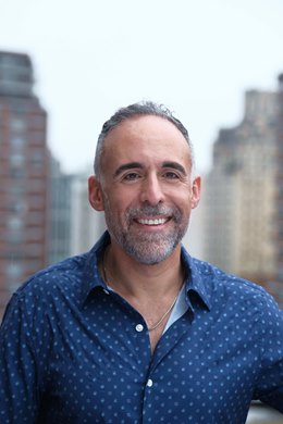Nir Efrat, CEO Virtually Human Studio