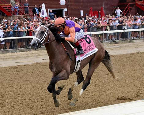 Ted Noffey wins the 2025 Hopeful Stakes at Saratoga Race Course