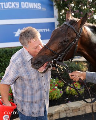 Troubleshooting wins the 2025 Franklin-Simpson Stakes at Kentucky Downs