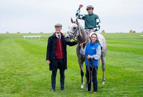 Gewan (James Doyle,) after the Dewhurst<br>
Newmarket 11.10.25 Pic: Edward Whitaker