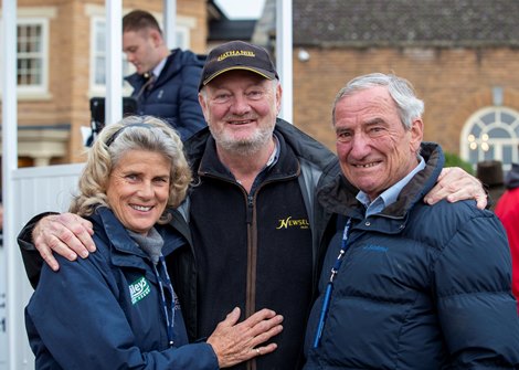 Sara Cumani, Graham Smith-Bernal and Luca Cumani of Fittocks stud at Tattersalls Yearling Sale<br>
Book 1<br>
08OCT25