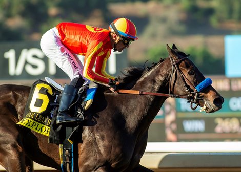 Explora and jockey Juan Hernandez win the Grade II $200,000 Oak Leaf Stakes Saturday, October 4, 2025 at Santa Anita Park, Arcadia, CA. <br>
Benoit Photo
