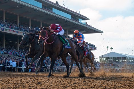Forever Young with Ryusei Sakai wins the Classic (G1) at Del Mar Racetrack in Del Mar, CA on November 1, 2025.Forever young with Ryusei Sakai wins the Classic (G1) at Del Mar Racetrack in Del Mar, CA on November 1, 2025.