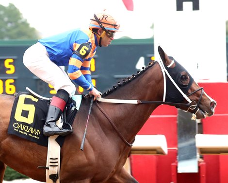 Obliteration wins the 2025 Renaissance Stakes at Oaklawn Park