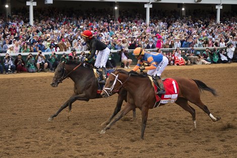Golden Tempo wins the 2026 Kentucky Derby at Churchill Downs