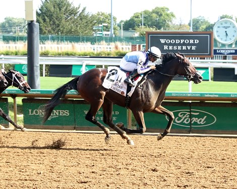 Manuka Honey wins the 2026 Pocahontas Stakes at Churchill Downs