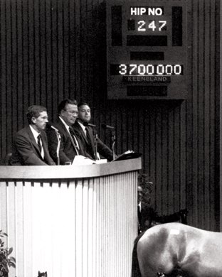 Scott Caldwell (left), Tom Caldwell, John Henderson, 1987 Keeneland July Selected Yearling Sale
